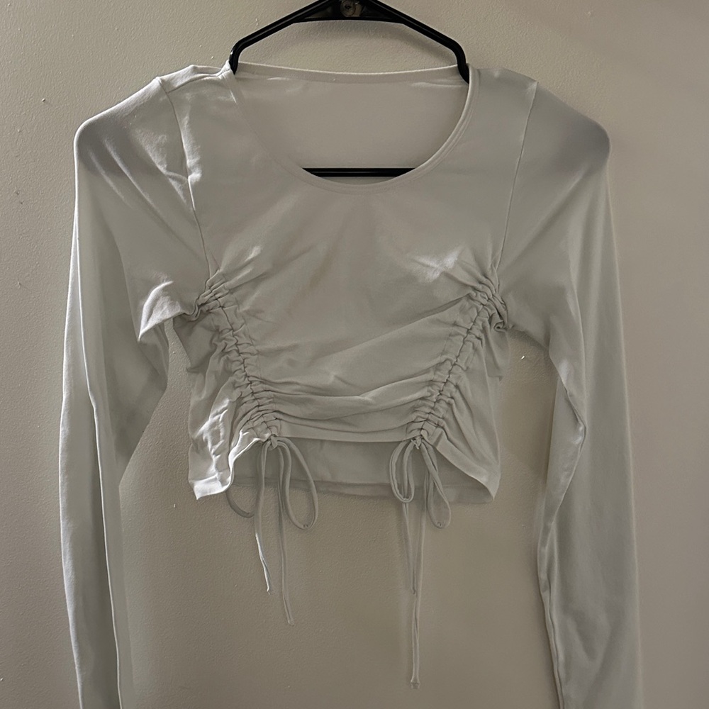 Elegant White Ruched Long Sleeve Top